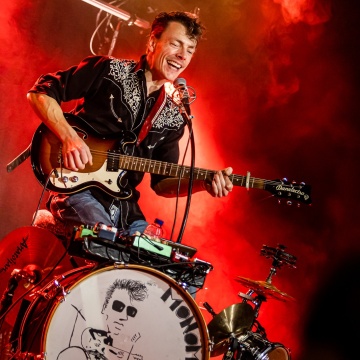 MoNoMaN oNeMaNbaNd